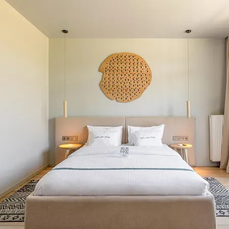 Wol 07 By Ribas Aparthotel Boekovel